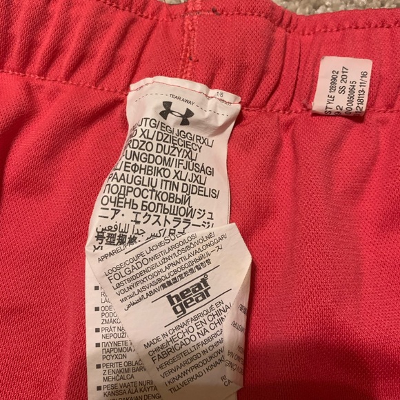 4/$25 Coral EUC Under Armour shorts - Picture 3 of 3